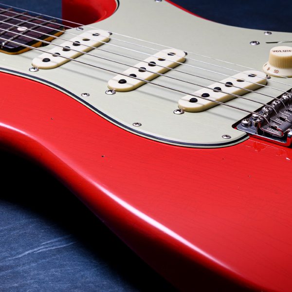 Fender Custom Shop Limited Edition 1963 Stratocaster® Journeyman Relic® Aged Fiesta Red