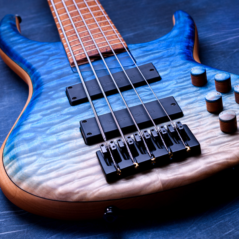 MTD 535-24 Quilt Maple Top Colord Ocean Blue Fade Dark Horns, Roasted Birds Eye Maple Fingerboard