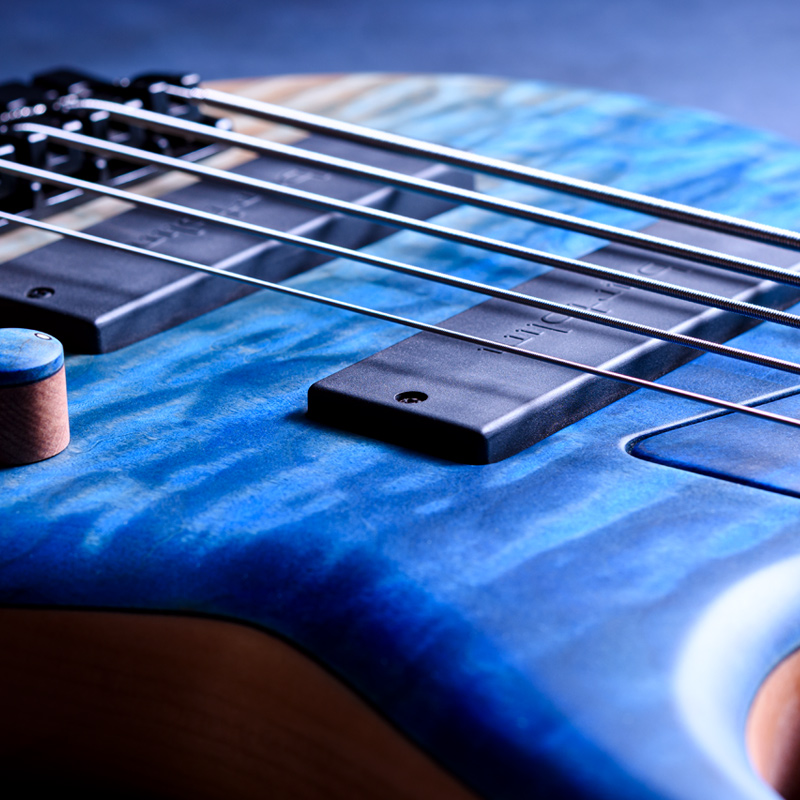 MTD 535-24 Quilt Maple Top Colord Ocean Blue Fade Dark Horns, Roasted Birds Eye Maple Fingerboard