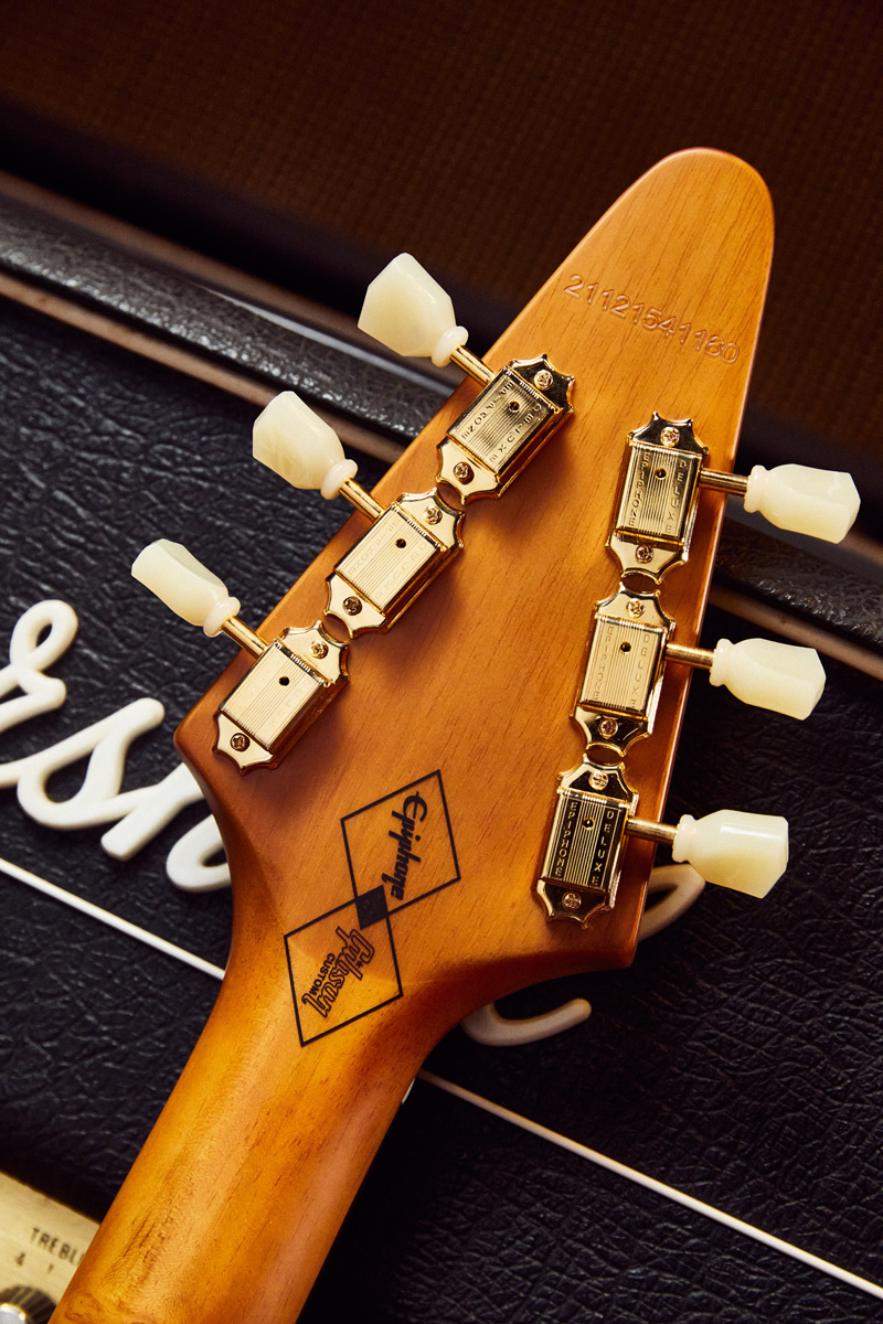 Epiphone 1958 Korina Explorer & 1958 Korina Flying V (White Pickguard),  Aged Natural -G-CLUB TOKYO-