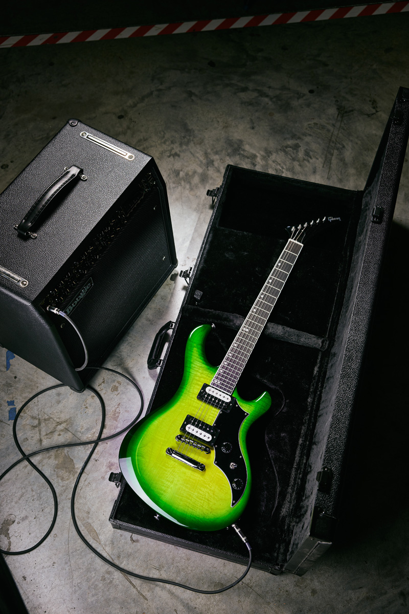 gibson_victory_figured_top