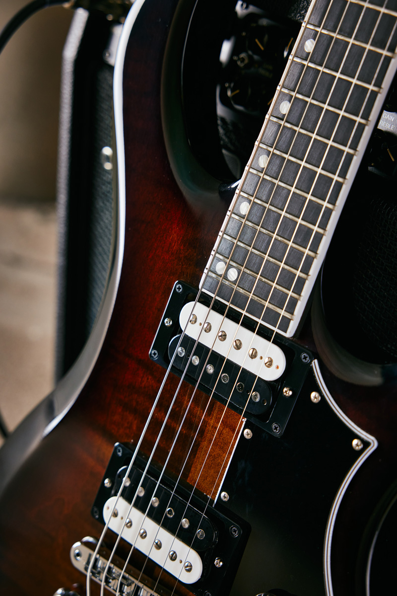 gibson_victory_figured_top