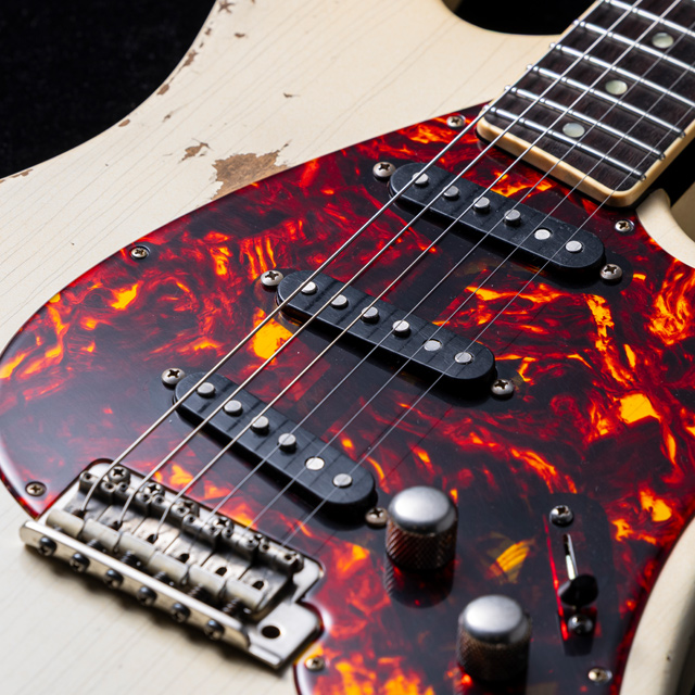 Castedosa Guitars ABI Aged Olympic White