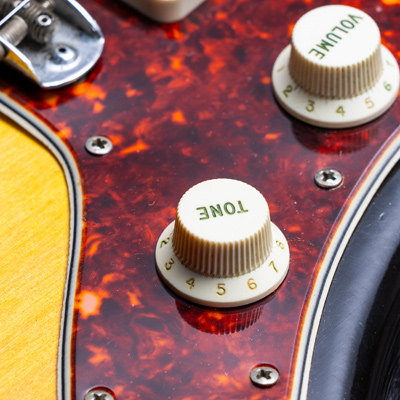 Fender Jazzmaster 1964 -3Tone Sunburst-