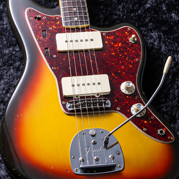 Fender Jazzmaster 1966 -3Tone Sunburst-